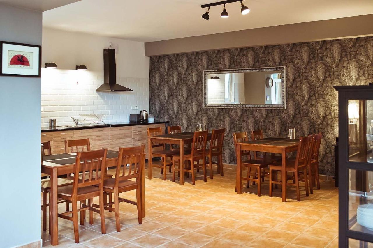 Koi Apartman Balatonalmádi Eksteriør billede